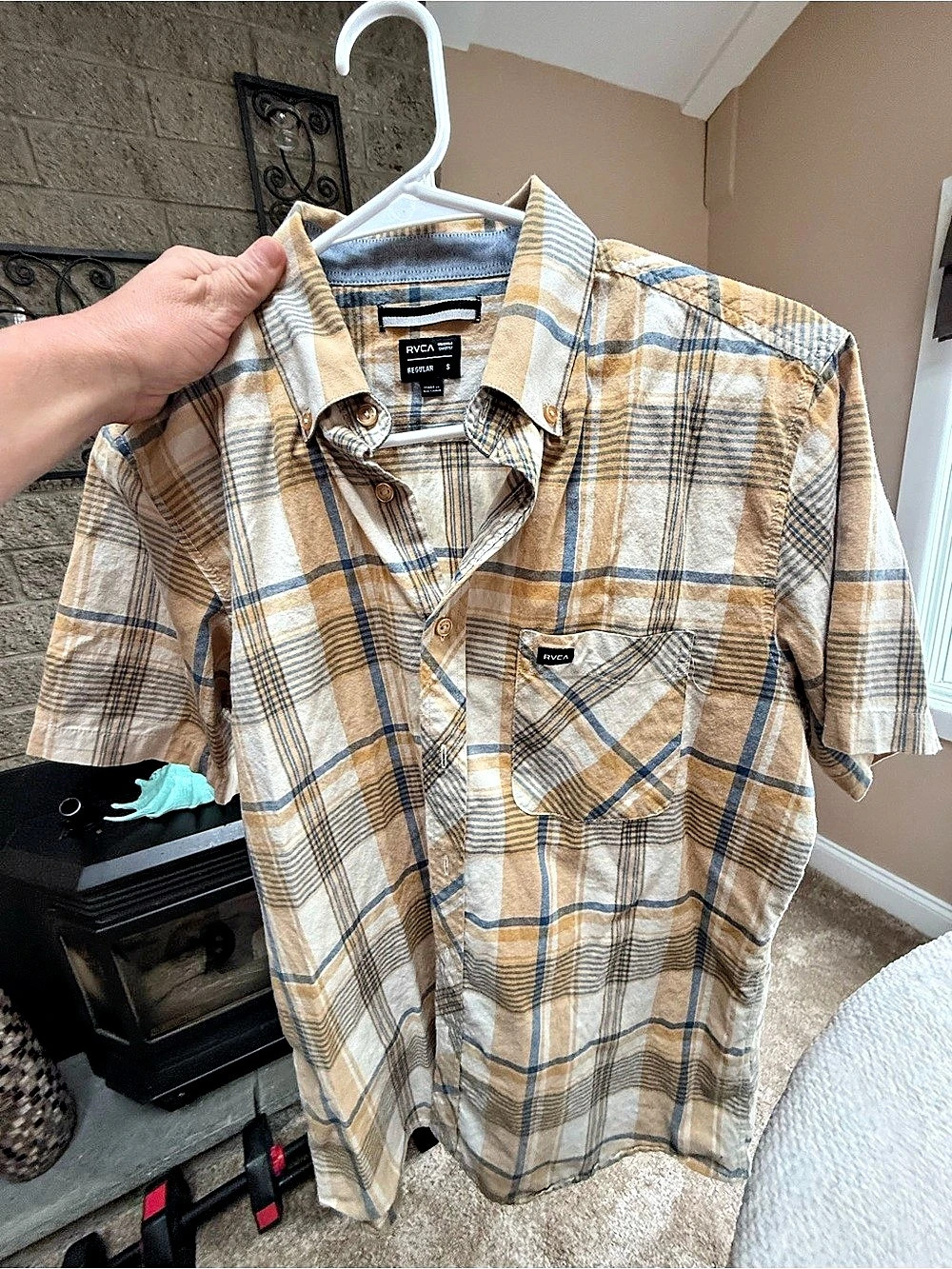 RVCA Men'Small Plaid Short Sleeve Shirt Size Small